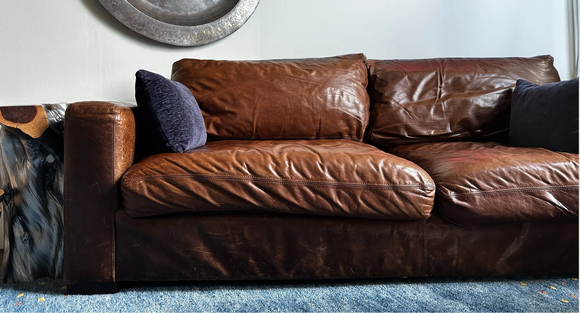 A warmly lit therapy office in Pacific Heights, San Francisco